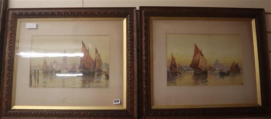 Walter Hayes, pair of watercolours, Views of Venice, signed, 25 x 38cm